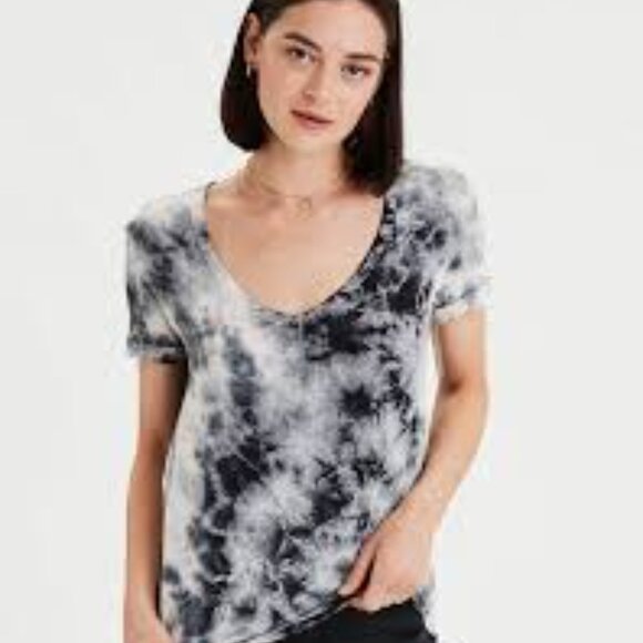 AE Soft & Sexy Tie-Dye V-Neck T-Shirt – Black & White Smokey, Small - Picture 3 of 10